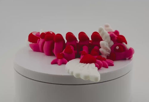 Heart Dragon – 3D Printed Valentine Dragon with Hearts & Wings, Cute Fantasy Dragon Figurine, Romantic Gift, Shelf Decor